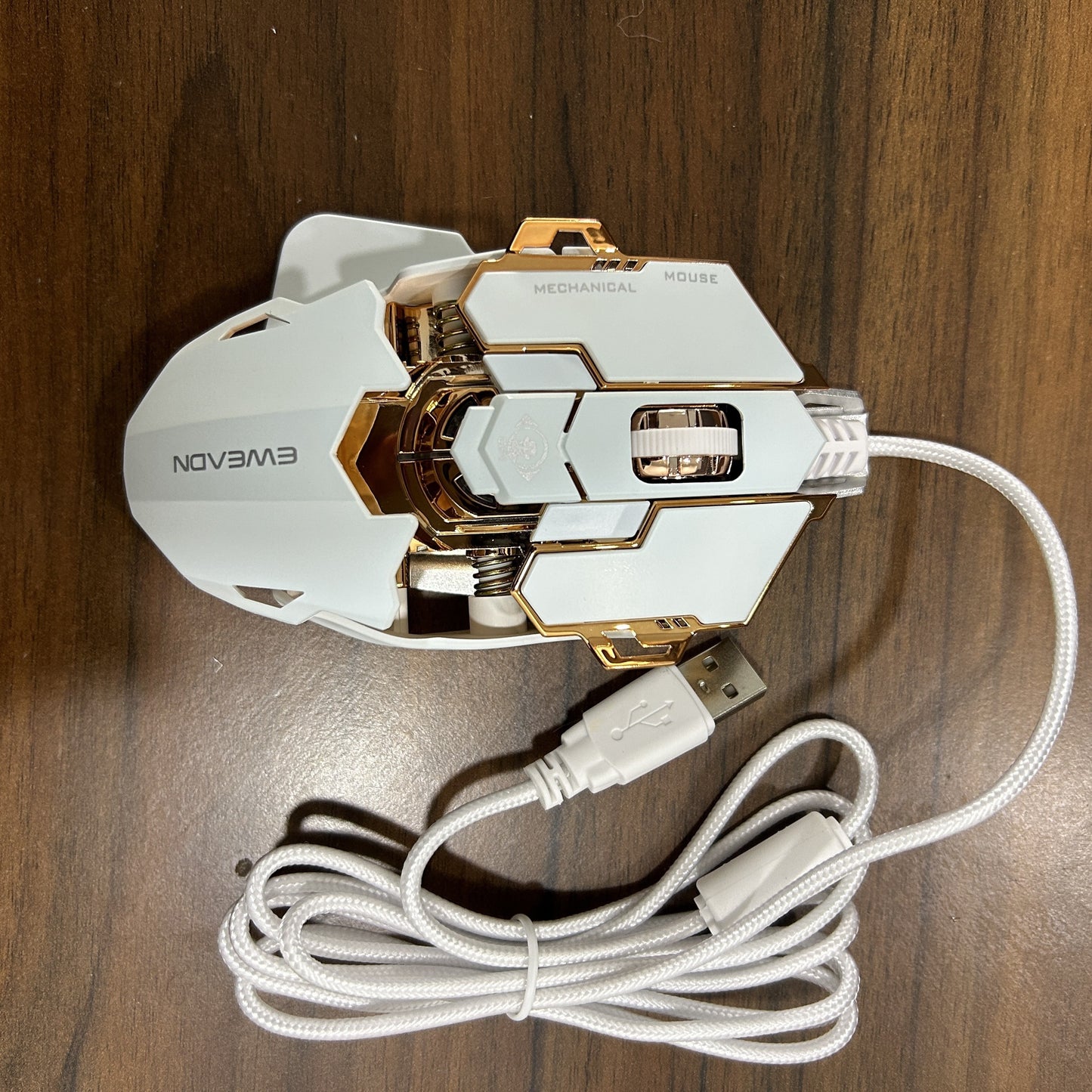 EWEADN G5 Gaming Mouse Futuristic Design
